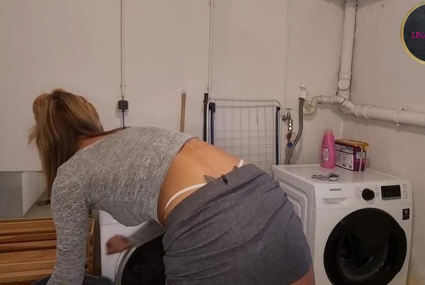 Dreiste T***yg**e!! Mitten im Waschkeller selber gemacht !! von LinaLexx pic3