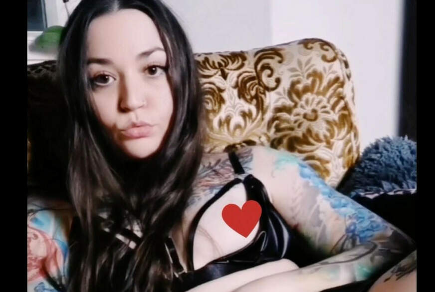 PinkHurricane: Riesen Dildo für meine rasierte P***y
