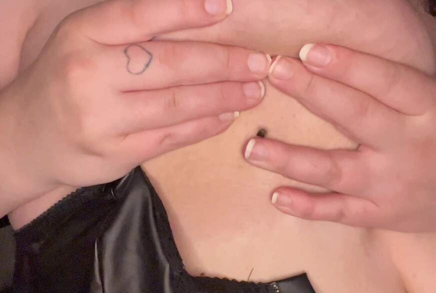 Theodora: Ganz alleine , ganz heiß