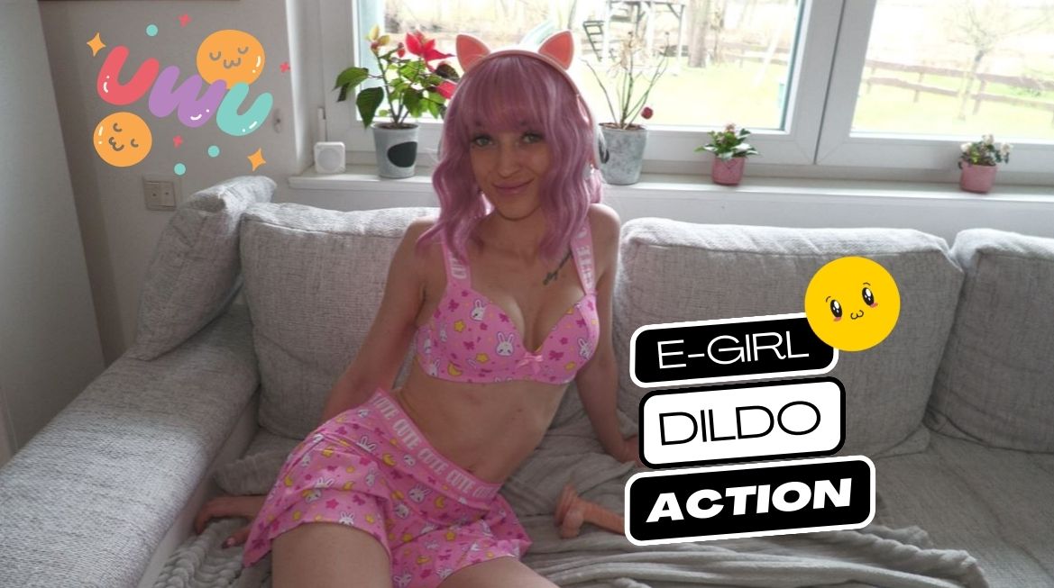 E-Girl besorgt es sich geil auf der Couch Ich hab es mir im E-Girl Outfit richtig geil mit meinem Dildo besorgt.
Ich hoffe das Video gefällt Dir, lass gerne Dein Feedback in den Kommentaren da, Verbesserungsvorschläge und neue Ideen sind auch sehr gerne gesehen.