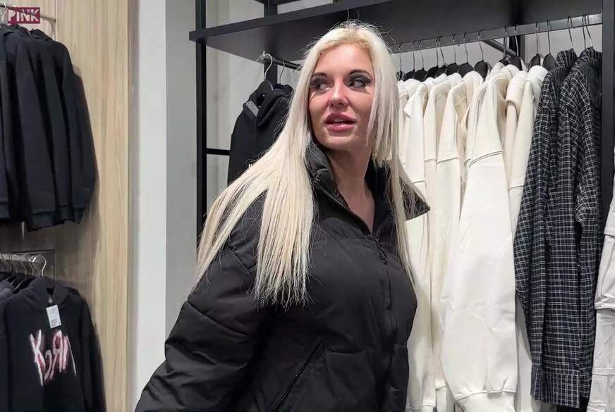 JayJayPink: VOM USER BEIM SHOPPEN ERKANNT!! W********t UND VOLLg*****t!!