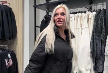 VOM USER BEIM SHOPPEN ERKANNT!! W********t UND VOLLg*****t!!