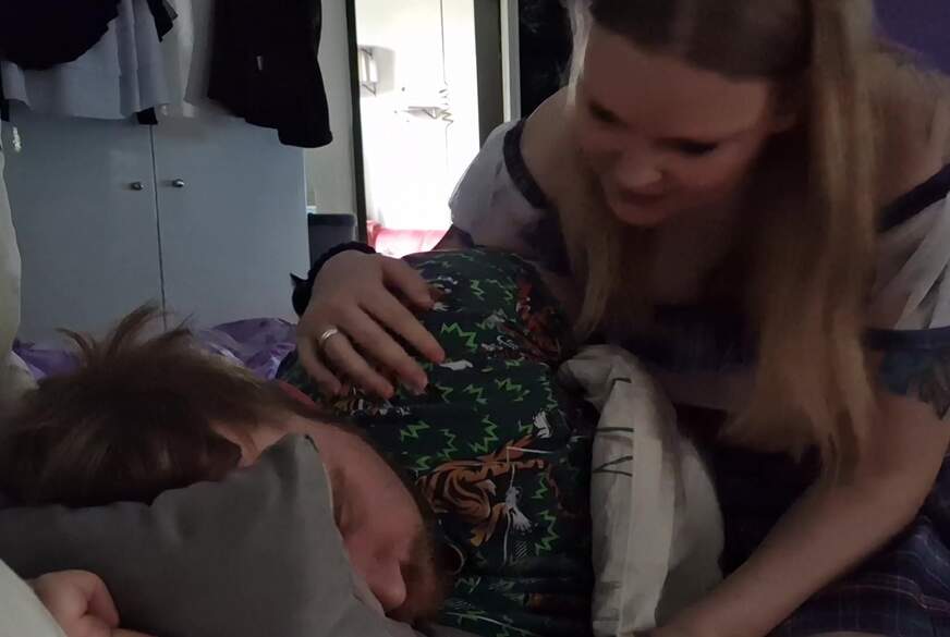 dirty-coupl: schlafenden Mann in sexy S**********m geweckt