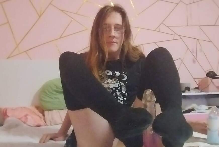 Trans-m*****n gibt dir einen foodjob und reitet auf dir von KarolinaUwU pic4