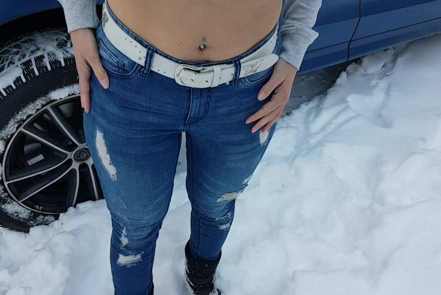 F**kmaus21: Outdoor bei minus 15 grad E**r leer g*****t
