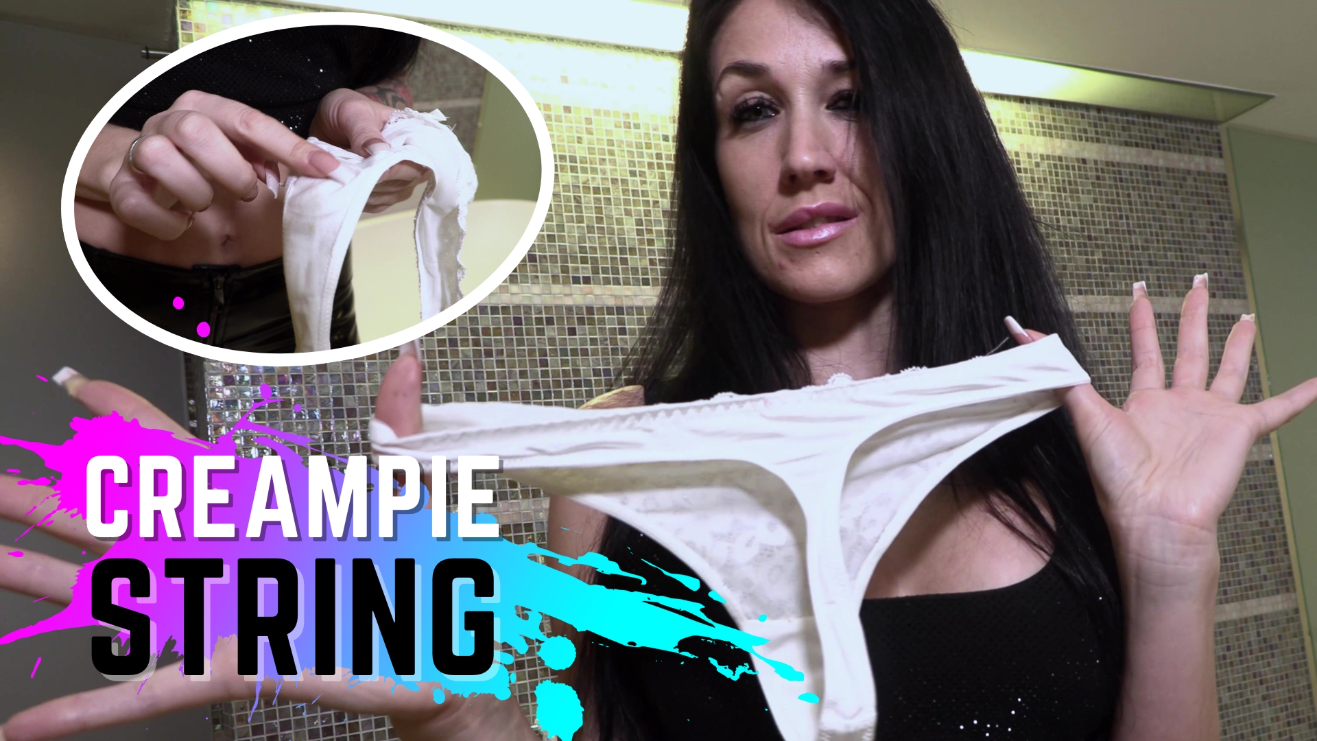 Creampie String - Cremiger Duft deiner Göttin Dieser Clip ist genau das richtige für dich, denn Duft Lover und Höschen Schnüffler kommen hier auf ihre Kosten. Bei einem benutzen Höschen deiner Lady kannst du einfach nicht widerstehen. Du würdest wirklich alles dafür tun, um so ein benutztes Creampie Höschen von deiner Göttin zu ergattern. Meine Pussy riecht sensationell und dieser Gedanke macht dich verrückt. Angefangen mit dem Anblick und meiner geilen Stimme kannst du einfach nicht widerstehen.