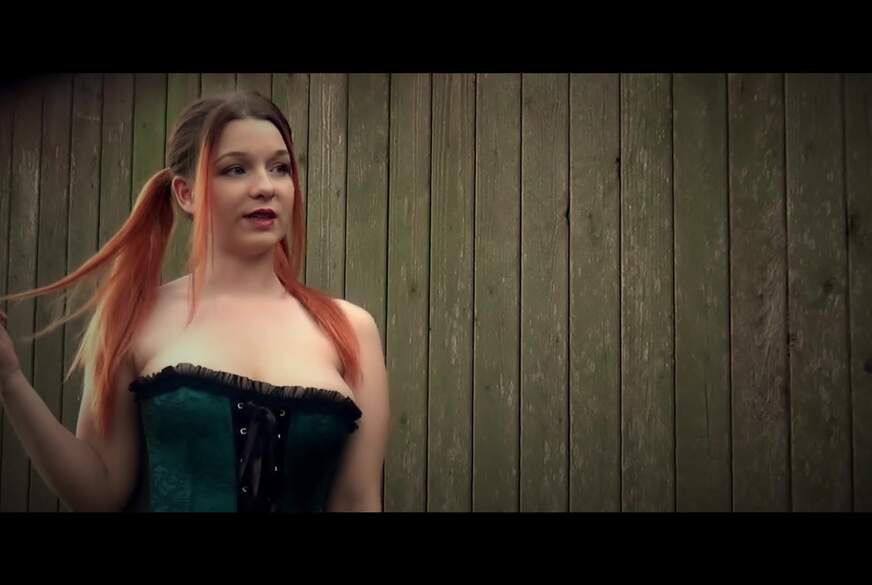 R***ep**s - Freche Maid p**st in deinen Garten von Lara-Shy