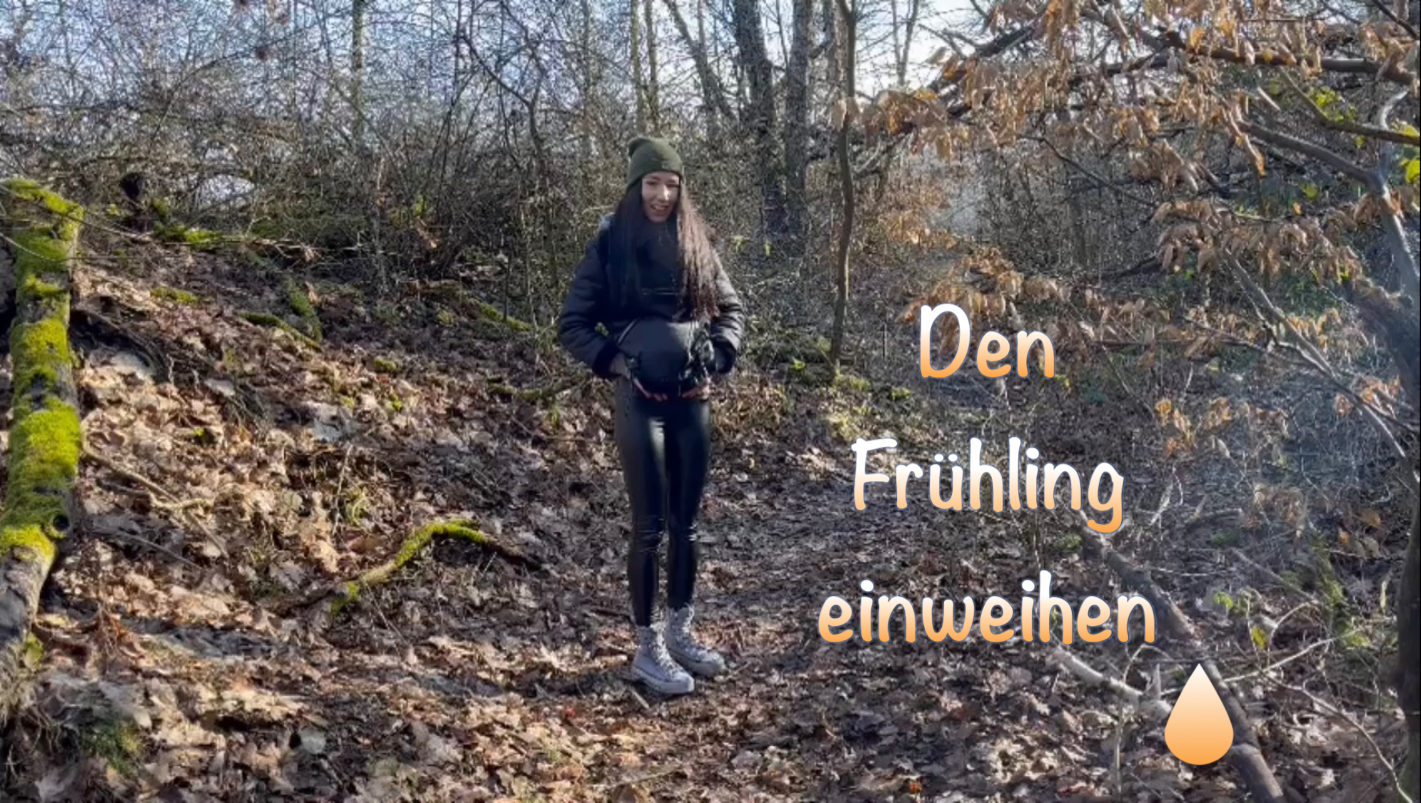 Kaum kommt die Sonne raus und die Blumen fangen an zu sprießen, steigt in mir die Lust auf Outdoor Spaß, da habe ich mir einen sonnigen Platz im Wald gesucht und direkt den Frühling eingeweiht!

#rasiert #gepiert #outdoor #frühling #ns