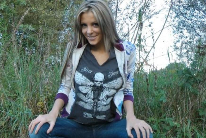 Ich pinkel in BERLIN! von LARA-LOVE pic1