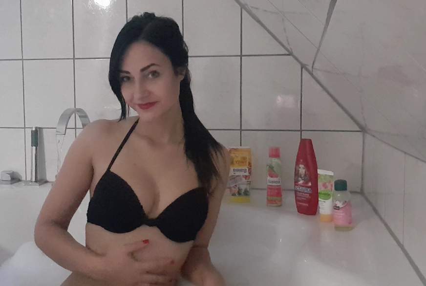 Notgeil in der Badewanne! von Chloe-Privat