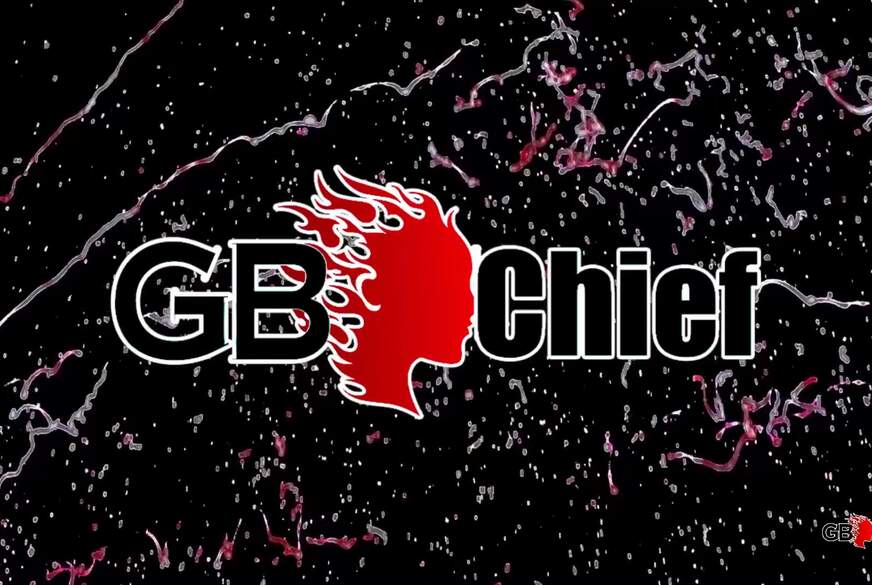 Der-Chief: Knall h**t in die L****r g*****t und bis zum Überlaufen befühlt