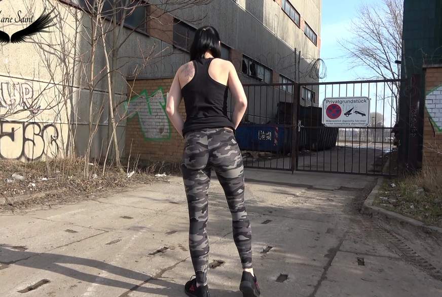 Na toll Voll eing*****t Public beim Joggen. von MarieSaint pic3