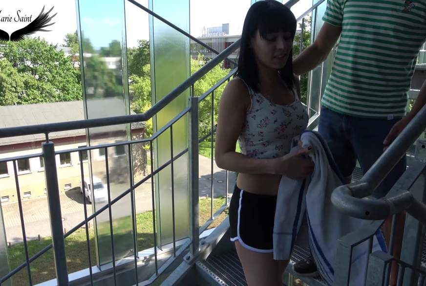 Im Parkhaus G**********t ?!? Pille vergessen und zu früh a*********t! Public von MarieSaint pic3