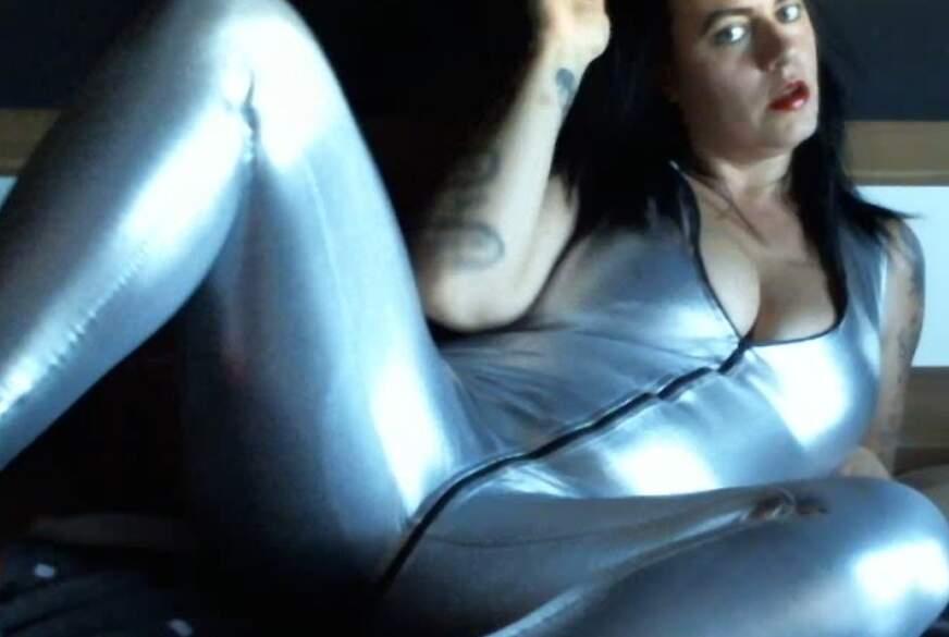 JulieX: S****ts**t für jeden
