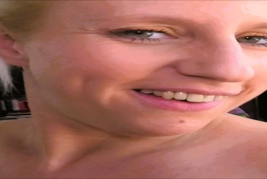 Guten Morgen, F*******k. Blonde MILF auf der Küchentheke d***********n von Boris-Schwarz