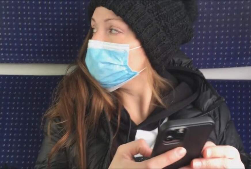 Mias Bahnservice III B**wjob im Zug von Kinky-Mia pic3