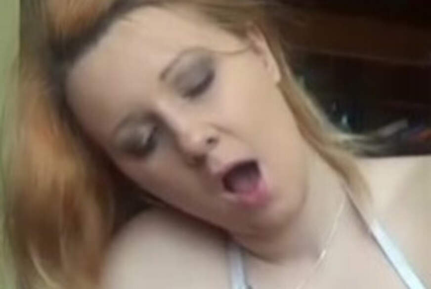 MissTia: 100 prozent Echt! Mein Aller erster unerwarteter S****t! Und danach gabs ein extrem Orgasmus für Ih