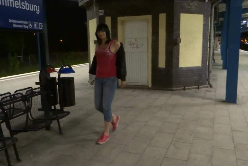 S**tieSandy: Notgeil am S-Bahnhof Rummelsburg