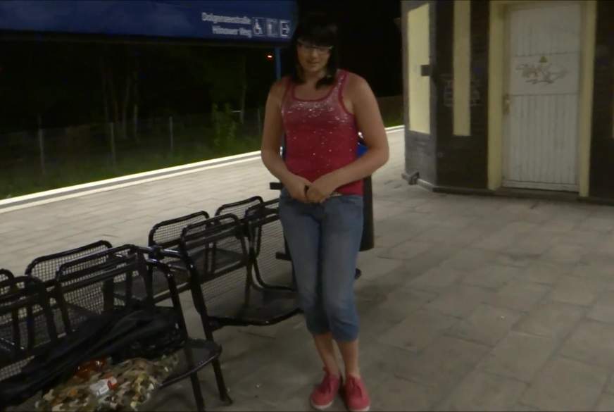 S**tieSandy: Notgeil am S-Bahnhof Rummelsburg