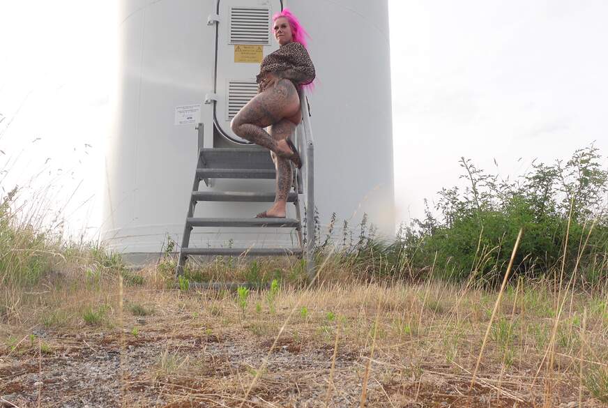 SteffiBlond: 3 TAGE UNGEWASCHENI p**st sich am besten und riecht geil