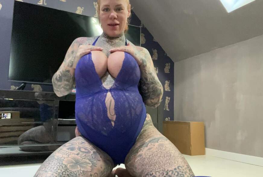 SteffiBlond: S*****t DU MIR GEIL AUF MEINER FETTEN WAMPE I wenn der ex ein fauler mongo ist