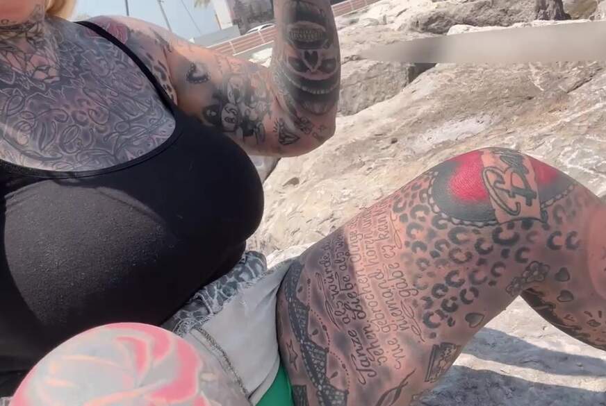 SteffiBlond: auf THE PALM g*****t dein S*****z schon ganz h**t