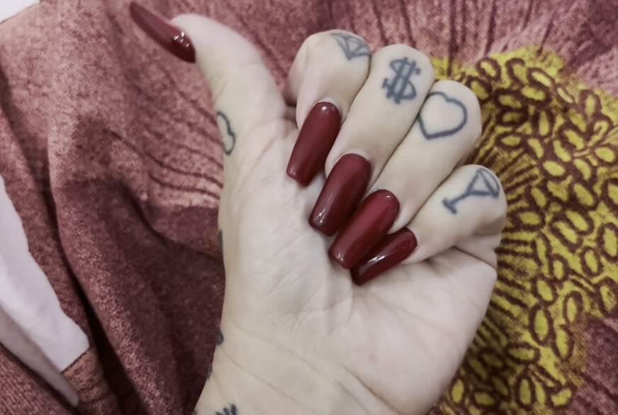 SteffiBlond: W**x auf meine sexy Nails und Füße