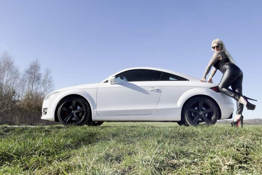 LATEX DIVA S****z und f**kgeil von SteffiBlond