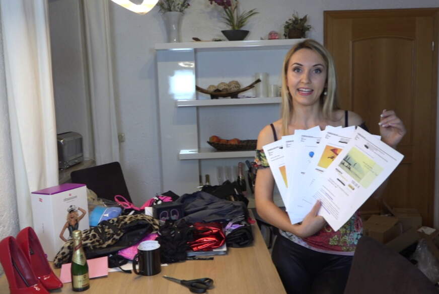 Es hagelt Geschenke für die Herrin! von Lady-Anja pic2