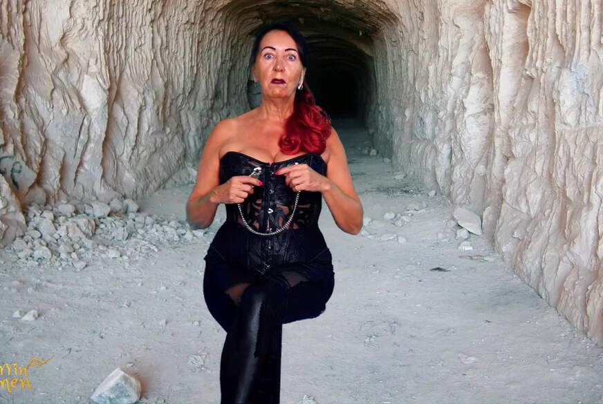Herrin-Carmen: Nippelspielchen
