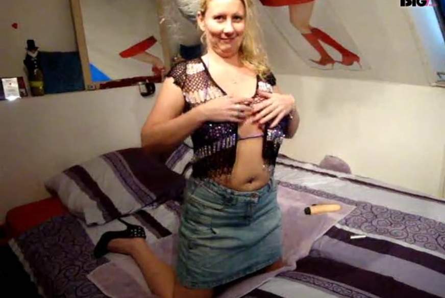 HotAngelina: Deine private W**********e