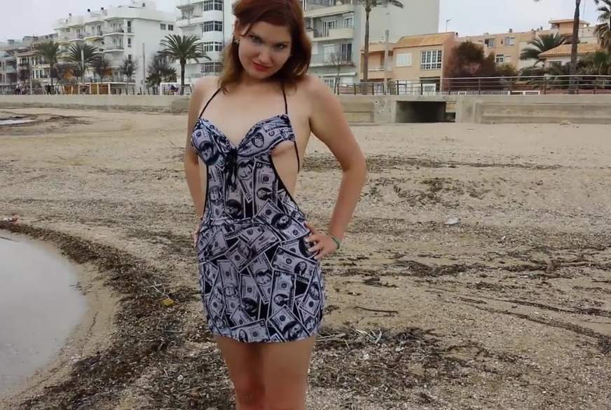 JezebelDove: Mallorca, Strand und schöne Füße