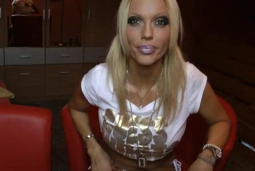 Lüsternes Stöhnen der geilen Schönen von Kada-Love pic1