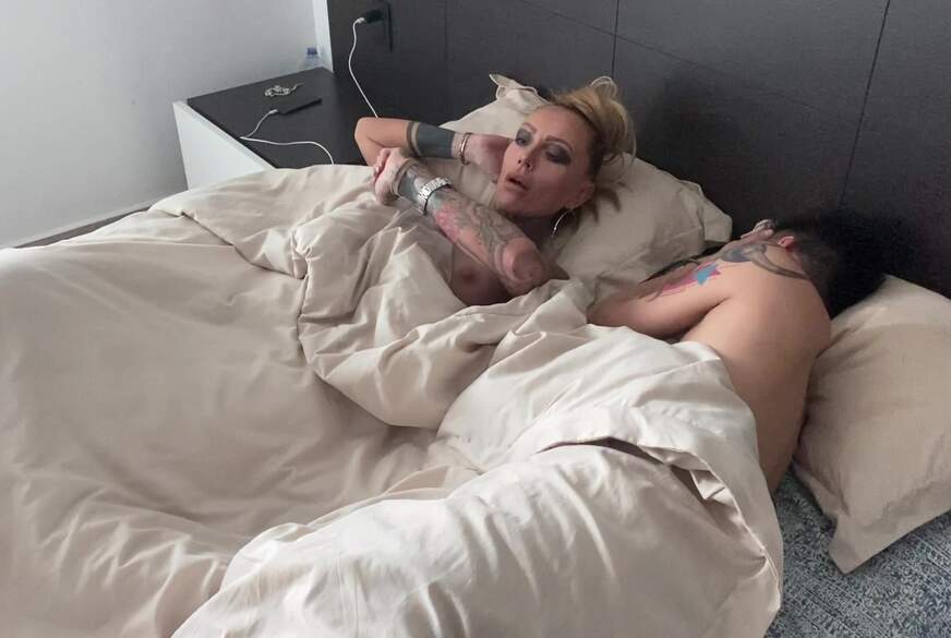 Kada-Love: Heiße MILF zum Frühstück ?