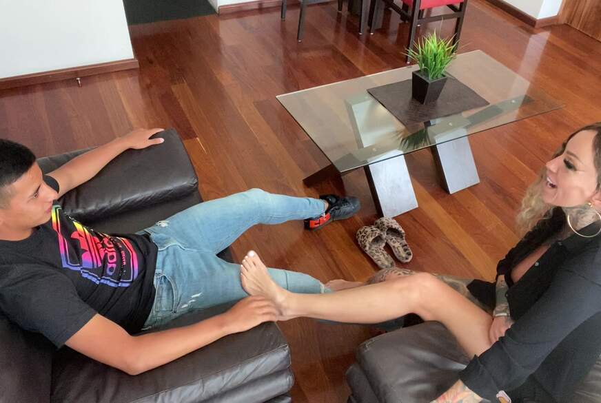 Kada-Love: Wartezeit mit Jüngling verkürzt