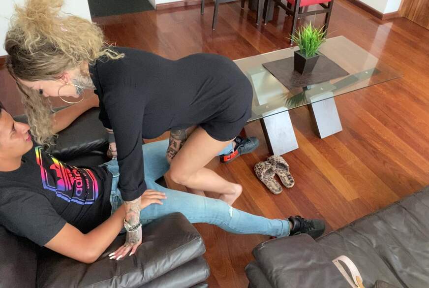 Kada-Love: Wartezeit mit Jüngling verkürzt