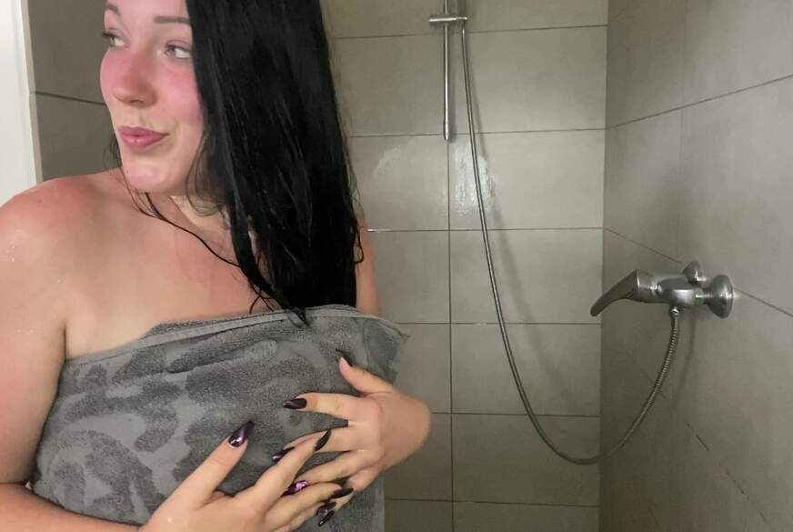 BonnyundClyde19: Sex in der Dusche