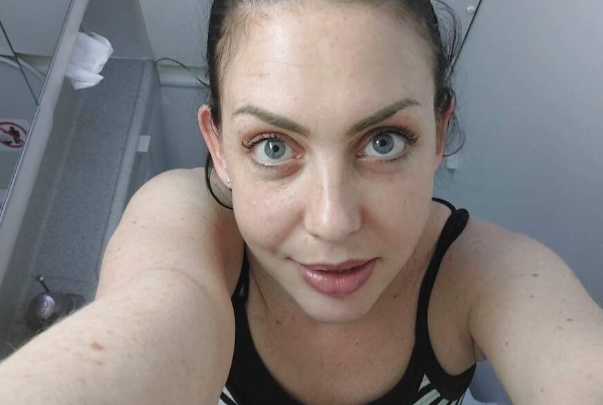 Avi-Monta*a: Dreister Flugzeugp**s
