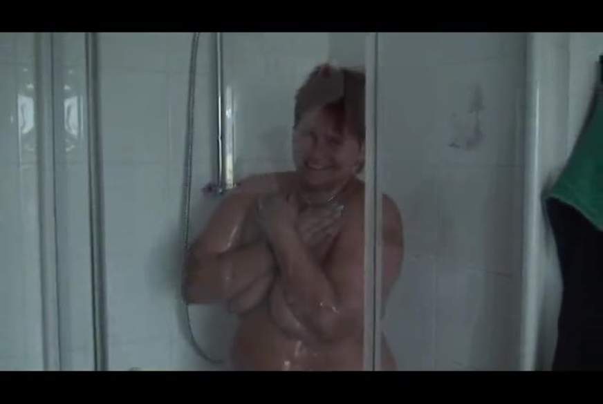 Duschen nach dem Sex... von Annadevot pic4