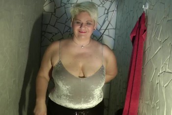 Megap****l in der Dusche