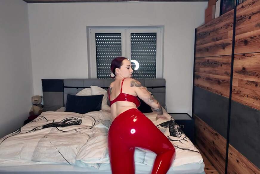 Geil im Latex !! von NinaDevil