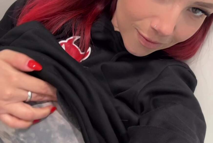 Auf der Autobahn Toilette! von NinaDevil pic3