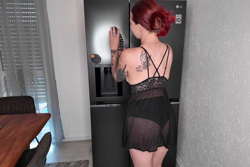 Im Sommer den eiskalten Glas Dildo ! von NinaDevil pic4