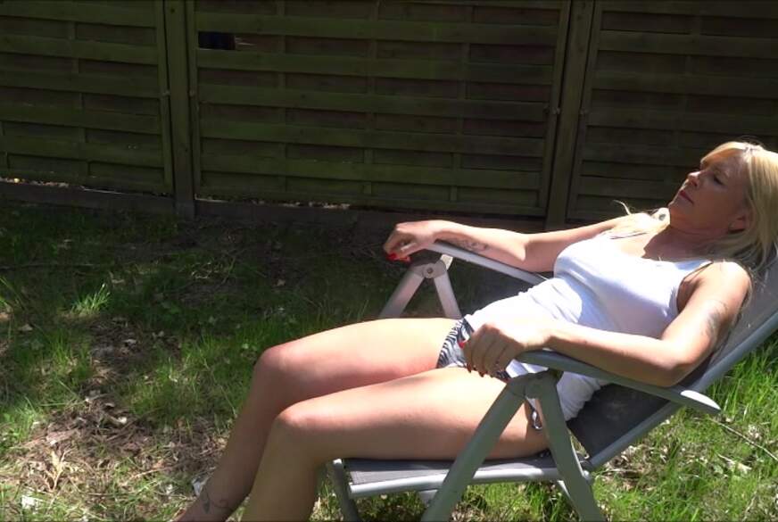 mausi-67: Dreister Nachbar-Das L**h im Zaun