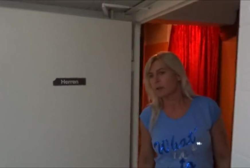 A*******t auf dem Männerk*o von mausi-67