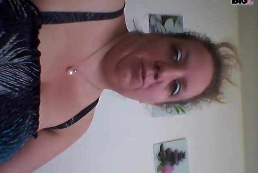 LaraSofie: omg p***y g*******t