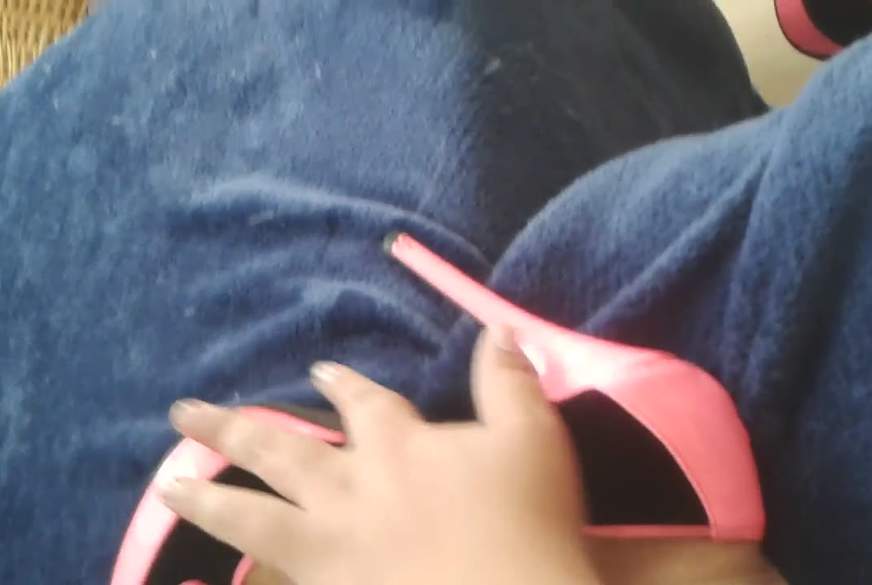 LaraSofie: heels on rock