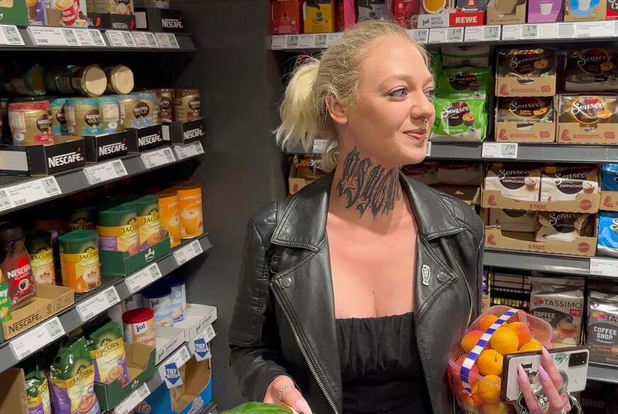 ValeryVenom: Angequatscht und abgeschleppt! So leicht bin ich AO f**kbar!