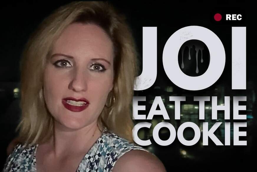 NoraNoxx: slave task for you pathetic insect Eat the cookie