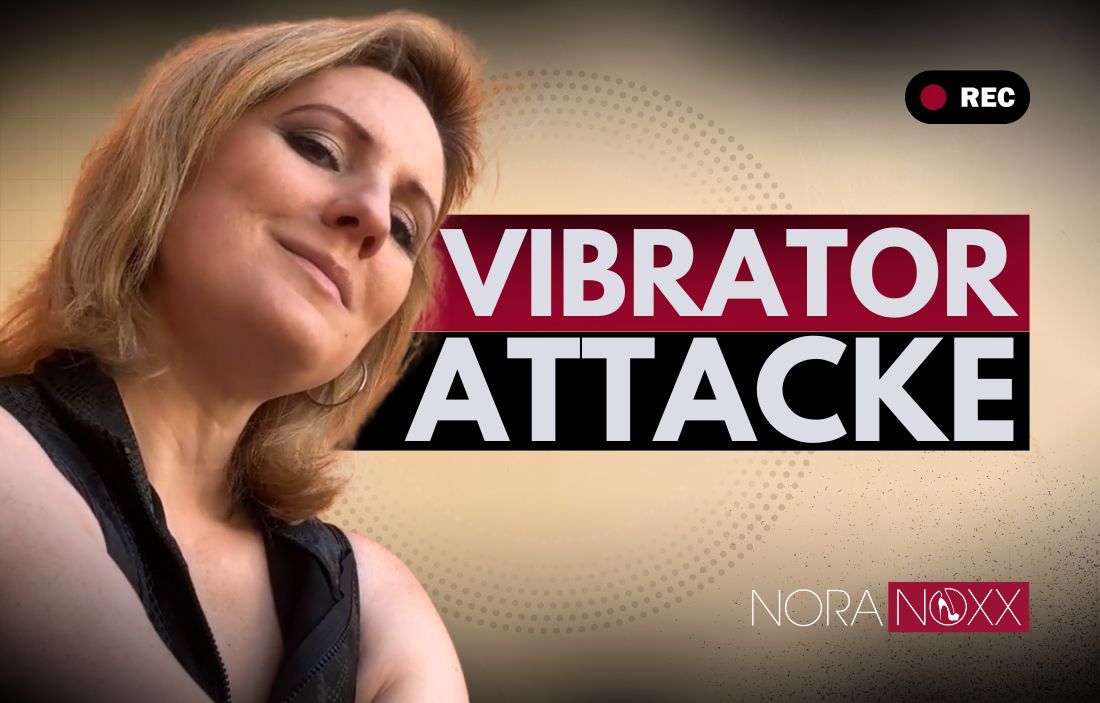 Geil auf dem Balkon und dann ab ins Hotelzimmer mit Vibrator Wenn man auf dem Balkon sitzt und sich überlegt: eigentlich hätte ich jetzt Bock! Dann geh ich doch mal in mein Hotelzimmer, ziehe langsam Kleid und Schuhe aus – ups, Unterwäsche vergessen… Die Stay-Ups können aber an bleiben während ich meinen geilen schwarzen Vibrator hole und mich damit so richtig schön verwöhne… Inklusive Dirty Talk  , also hör es dir an und mach die Hose auf.